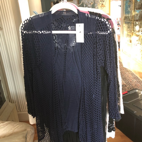 Sweaters - Different colored stretchy cardigans